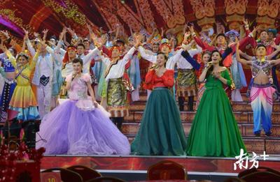 點(diǎn)贊！大鵬本土音樂(lè)人鄭海燕壓軸亮相央視元宵晚會(huì) 點(diǎn)亮文藝創(chuàng)作新火花